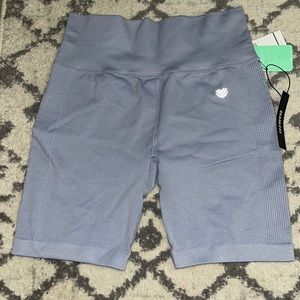 Seamless biker shorts